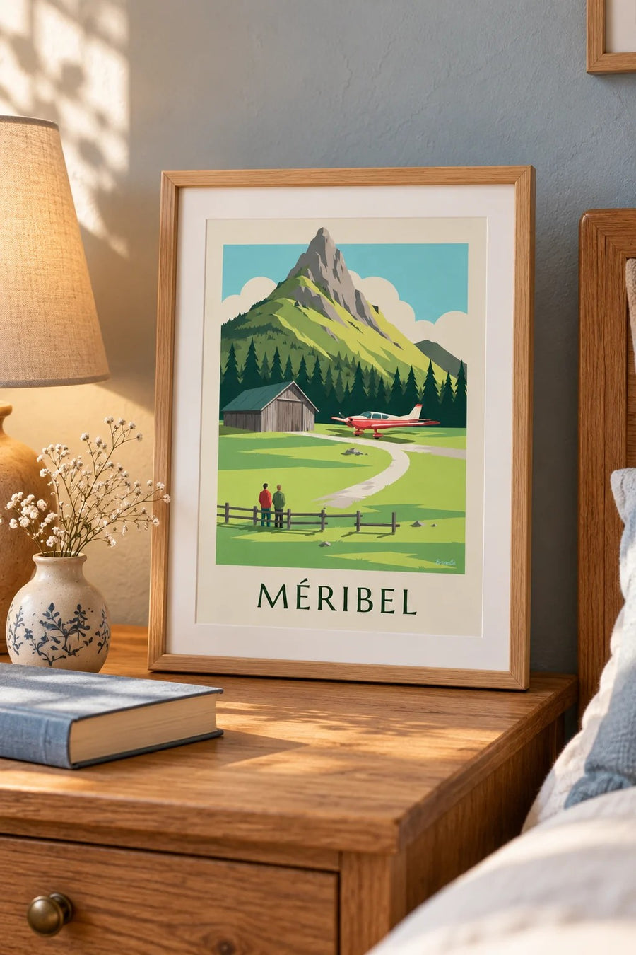 Plakat med Méribel og lille fly ved højfjeldslufthavnen : lille A4-format i ramme