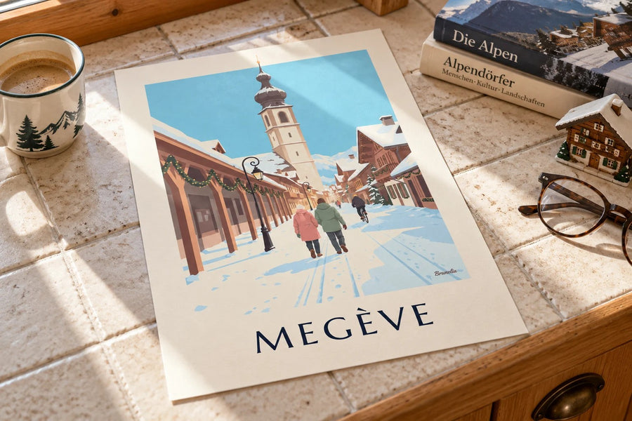 Affiche Megève, rue piétonne et clocher : posée sur une table