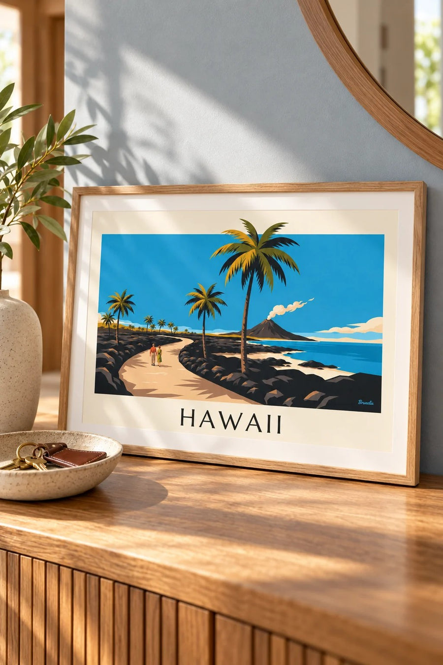 Plakat med vej på Hawaii mellem palmer og vulkan: lille A4-plakat i ramme