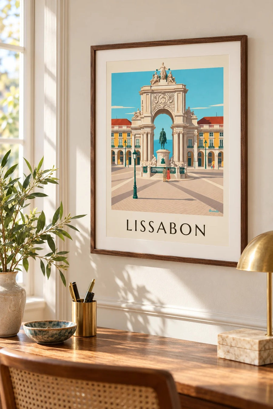 Plakat med Praça do Comércio og Rua Augusta-buen i Lissabon: lille A4-plakat i ramme