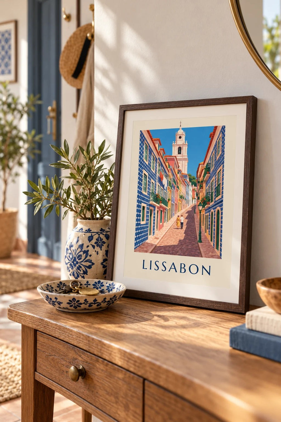 Plakat med gyde i Lissabon og facader med azulejos: lille A4-format i ramme