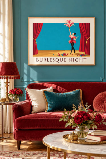 Affiche danseuse de cabaret burlesque en corset et plumes : encadrée au mur