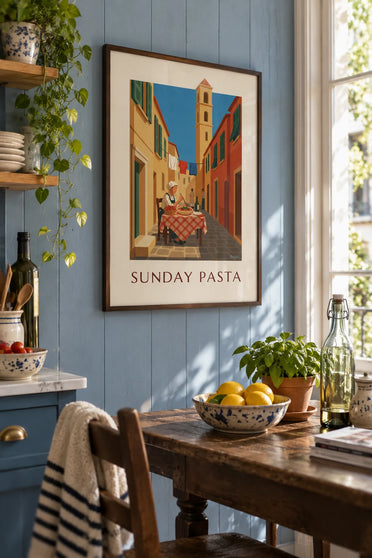 Affiche spaghettis au basilic servis dans une ruelle italienne : encadrée au mur