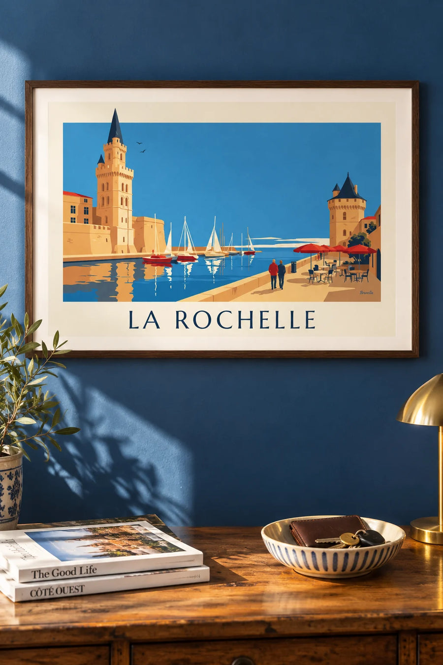 Poster of the Lantern and Chain towers at the entrance to the port of La Rochelle: framed on the wall
