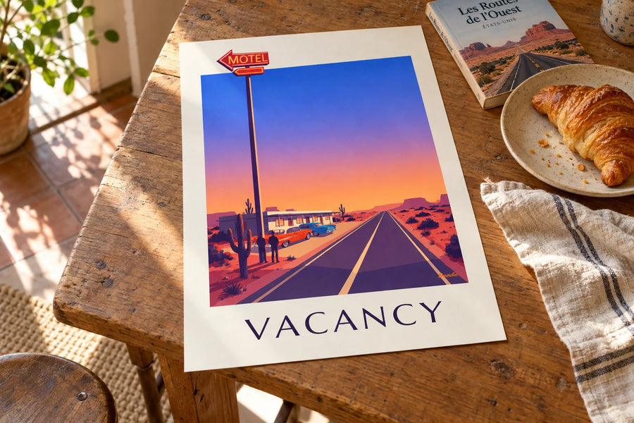 Plakat med neonskilt fra et motel ved en ørkenvej: stående på et bord