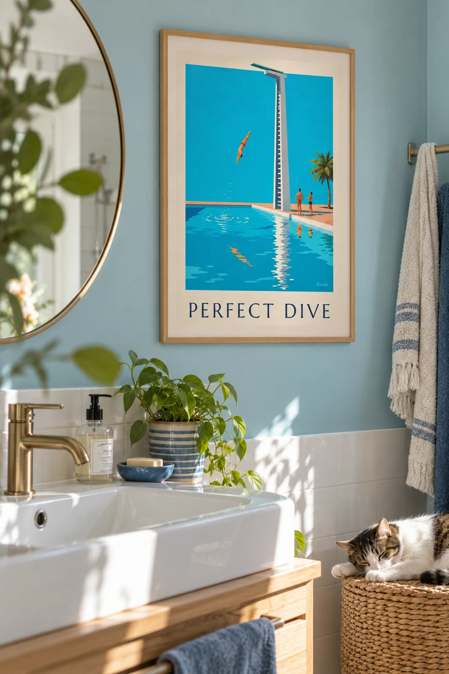 Plakat med en udspringer midt i springet over en swimmingpool: indrammet på væggen