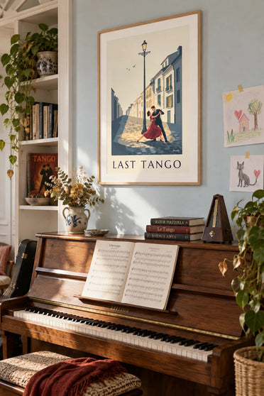 Affiche couple dansant le tango sous un réverbère : encadrée au mur