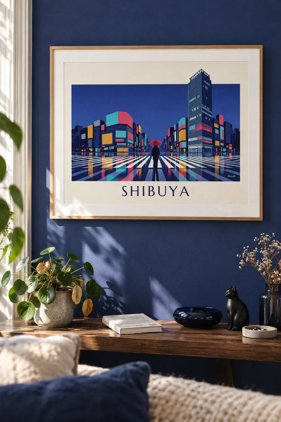 Plakat med fodgængerovergangen i Shibuya om natten i regnvejr: indrammet på væggen