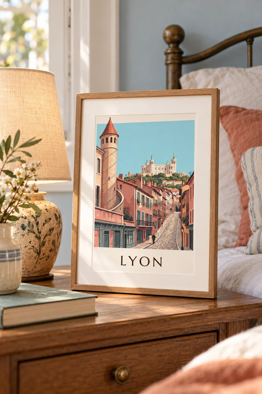 Plakat med renæssancefacader i Gamle Lyon og Fourvière: lille A4-plakat i ramme