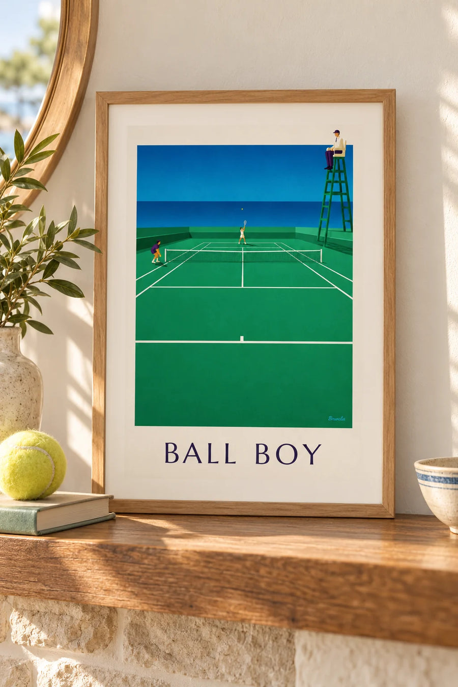 Plakat med bolddreng på tennisbanen: lille A4-plakat i ramme